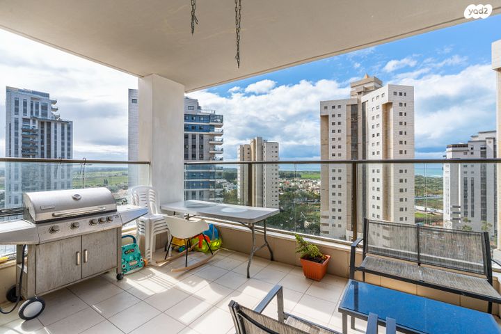 דירה, אדני פז, עין הים, חדרה