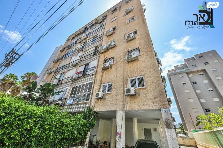 דירה, האמהות 4, ד' / מערב מרכז העיר, רחובות