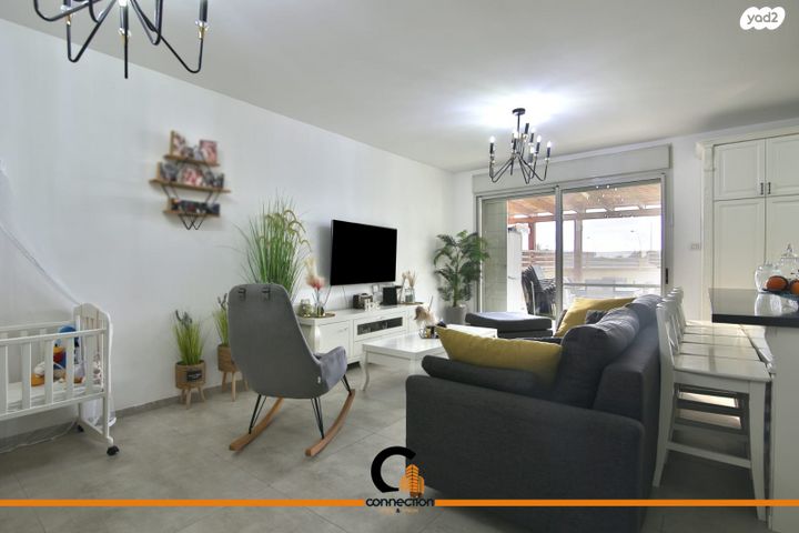 דירת גן, דרך הים, עכו