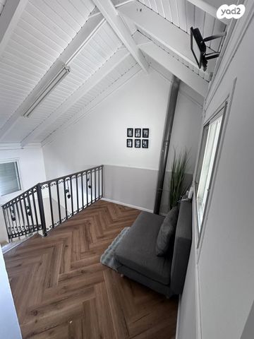 דופלקס, יצחק רבין, צפת