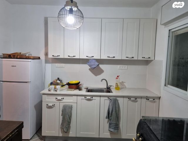 דירה, אבני חפץ