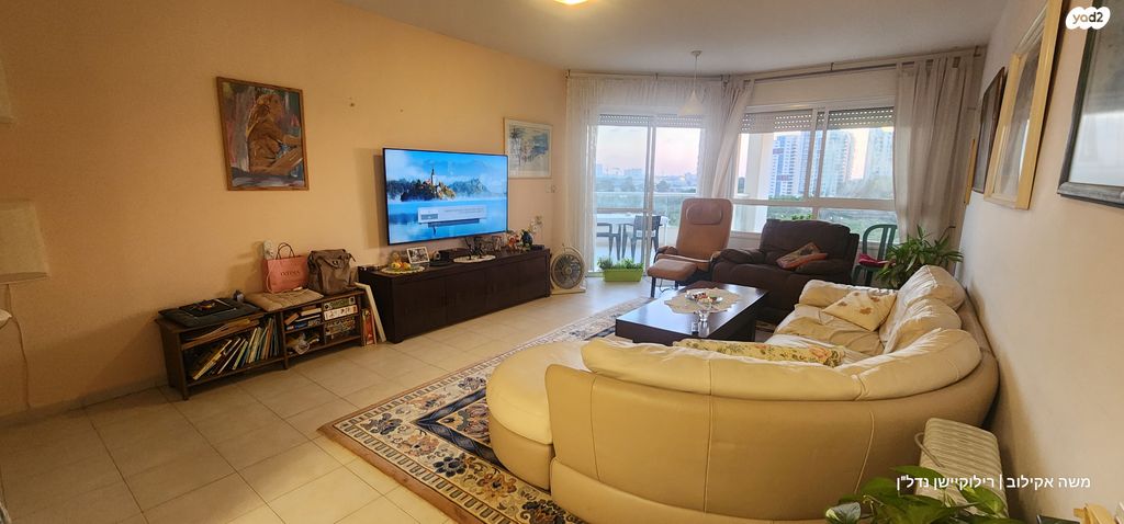 דירה, בושם 61, לבנה, תל אביב יפו