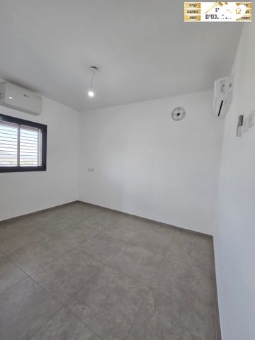 דירה, שער הגיא, יקנעם עילית