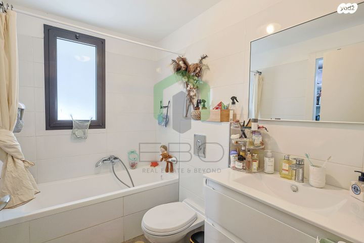 דירה, בועז, שכונת הראשונים, רמת גן