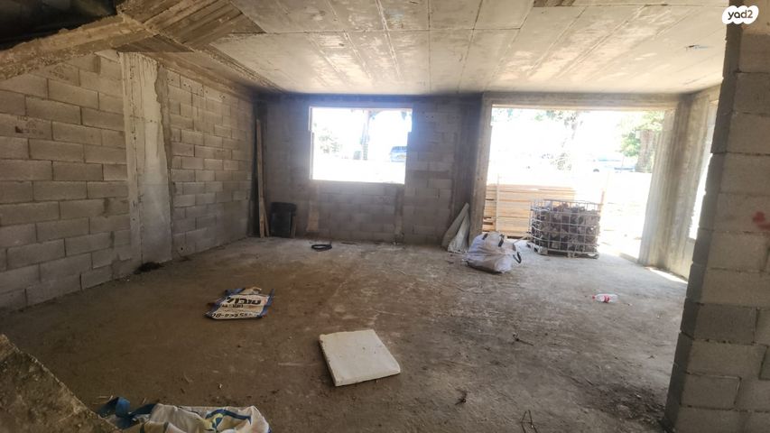 בית פרטי/ קוטג', מרכז פרדס חנה, פרדס חנה כרכור