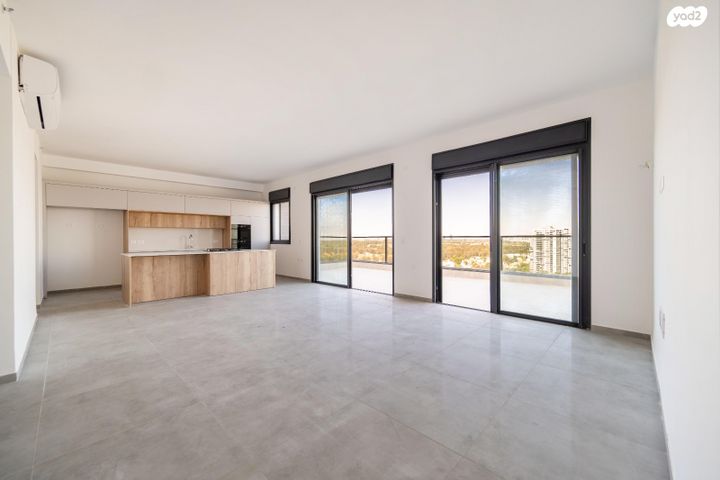 גג/ פנטהאוז, רמת השרון