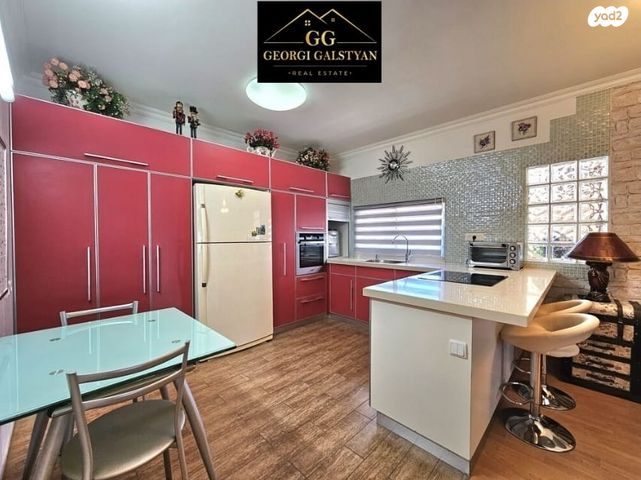 דירה, ז'בוטינסקי 39, מרכז העיר, חדרה