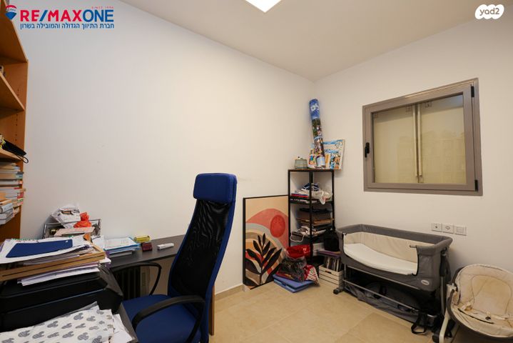 דירה, הפרחים, כפר סבא