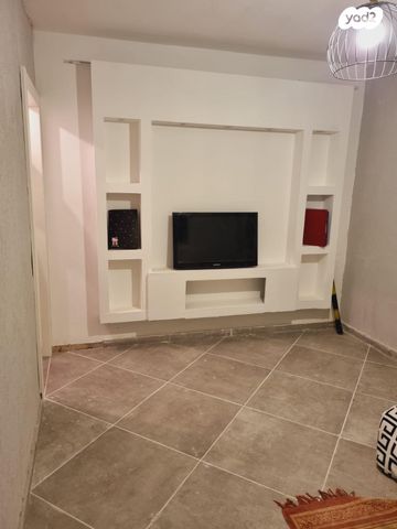 דירה, אבני חפץ