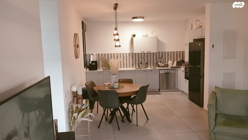 דירה, יצחק שמיר 15, נווה שרון / שער העיר, נתיבות