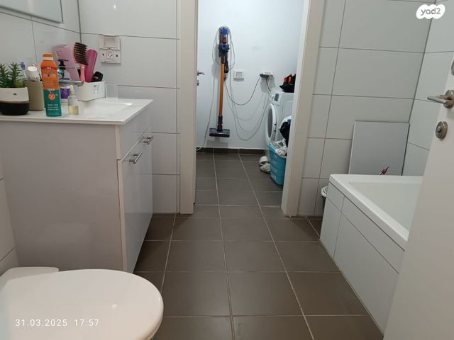 דירה, היסעור, החותרים, טירת כרמל