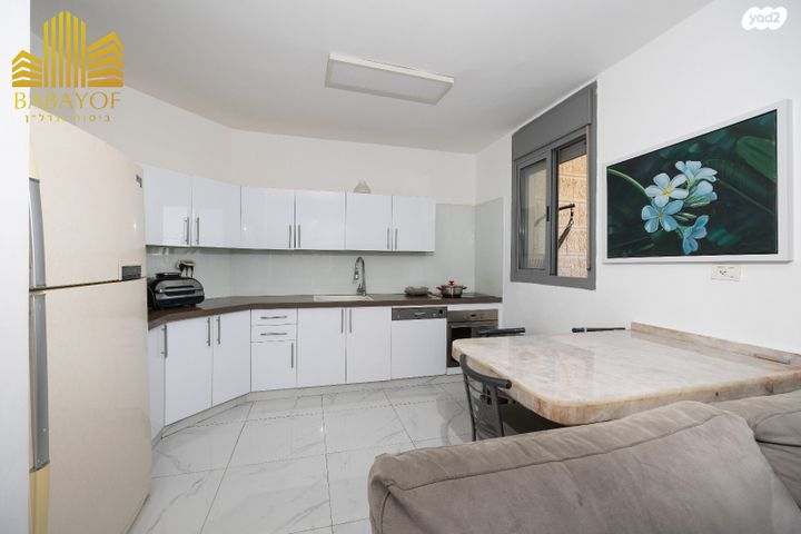 דירה, אליהו קורן, חומת שמואל, הר חומה, ירושלים