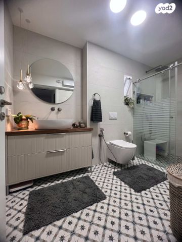 דירה, הדרים, נווה נוף, אקדמאים, לוד