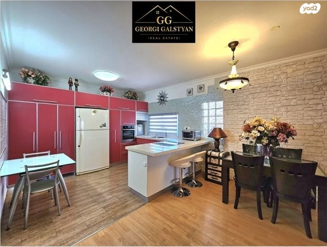 דירה, ז'בוטינסקי 39, מרכז העיר, חדרה