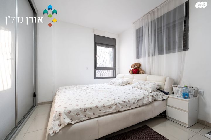 דירת גן, אהרון מזיא, שעריים, רחובות