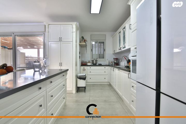 דירת גן, דרך הים, עכו