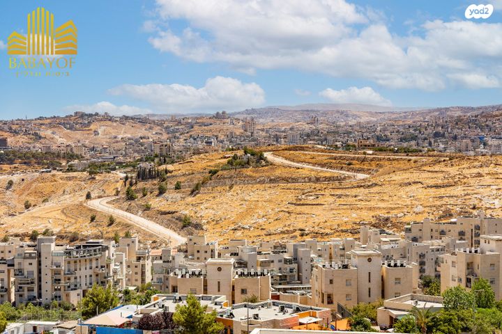 דירה, אליהו קורן, חומת שמואל, הר חומה, ירושלים