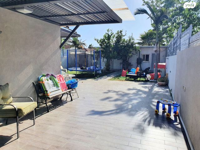 בית פרטי/ קוטג', פרדס חנה כרכור