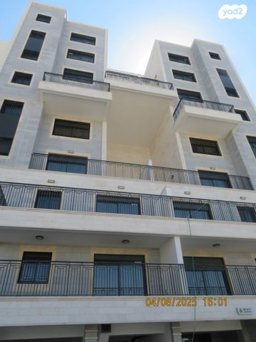 דירה, הרב יעקב אדלשטיין, בית שמש