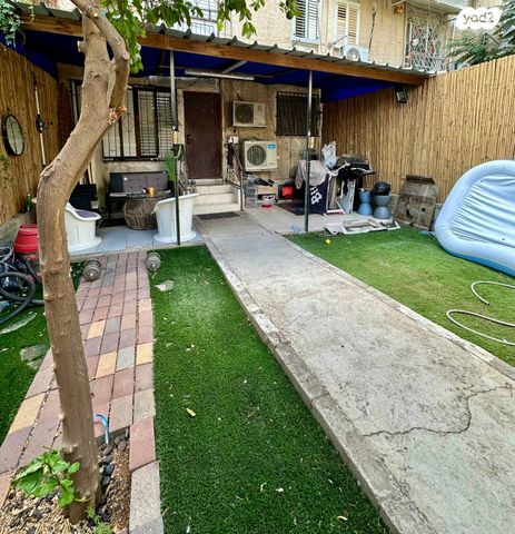 דירה, הרב ברזני סלומון, טירת כרמל