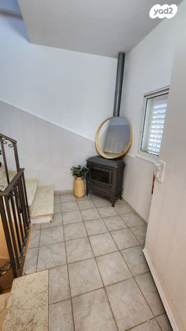 דופלקס, יצחק רבין, צפת