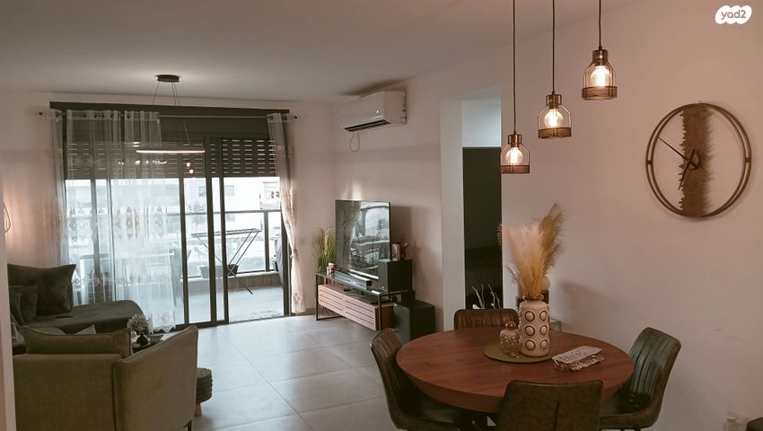 דירה, יצחק שמיר 15, נווה שרון / שער העיר, נתיבות