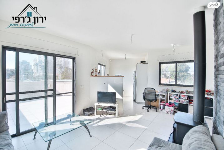 בית פרטי/ קוטג', פרדס חנה כרכור