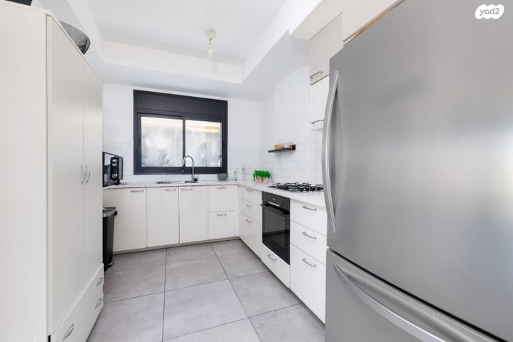 דירה, הגבול רוטשילד, בת ים