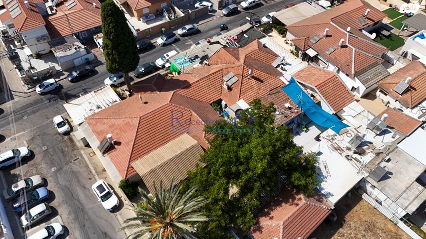 חיים ארלוזורוב 22