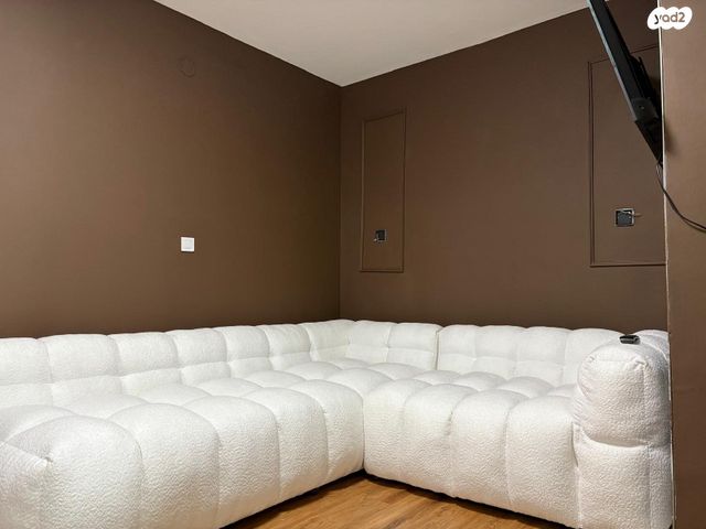 דירה, קטיף, כרמיאל