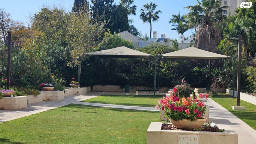 דירה, סוקולוב 111, קרית יערים, רמת השרון