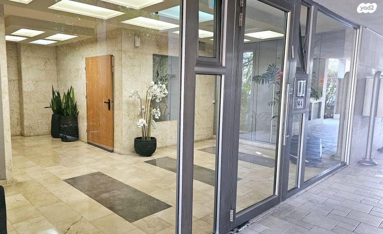 דירה, סוקולוב 111, קרית יערים, רמת השרון