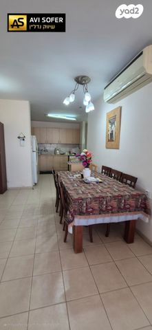 דירה, כפר סבא