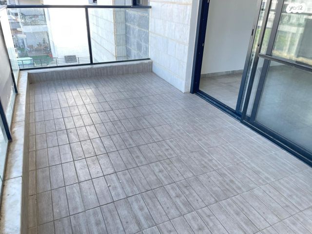 דירה, זית 5, החורש, חריש