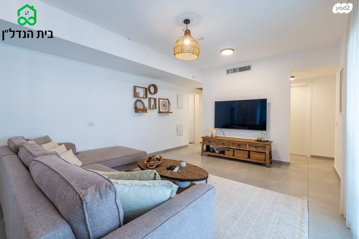 דירה, אור ים, אור עקיבא