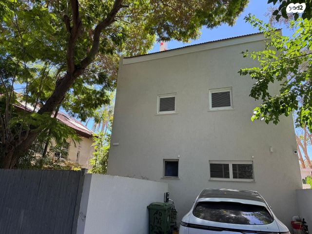 גג/ פנטהאוז, אלון, רמת השרון