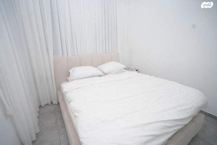 דירה, שדרות האלונים 20, פארק המושבה, באר יעקב