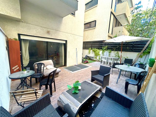 יסוד המעלה 33