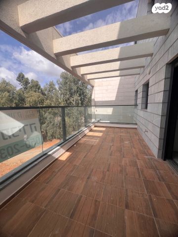 דירה, הרובע הבינלאומי, הרובע הבינלאומי, לוד