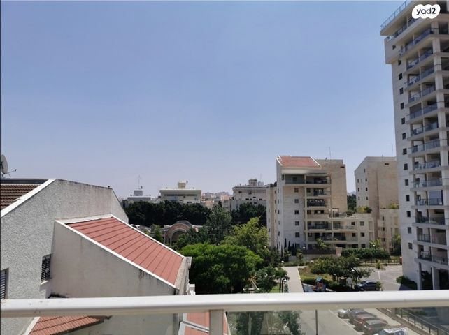 גג/ פנטהאוז, תל חי, מזרחי א, כפר סבא