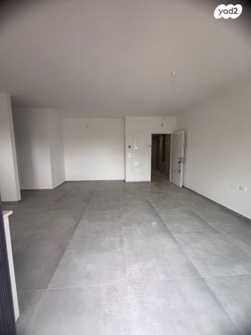 דירה, הרובע הבינלאומי, הרובע הבינלאומי, לוד