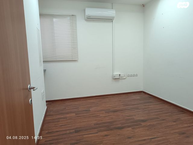 משרדים, בעלי מלאכה, צ'ק פוסט, מכון טיהור, מפרץ חיפה, חיפה