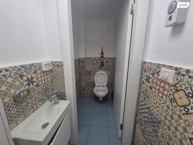 חנויות/ שטח מסחרי, אבן גבירול 54, הצפון החדש - דרום, תל אביב יפו