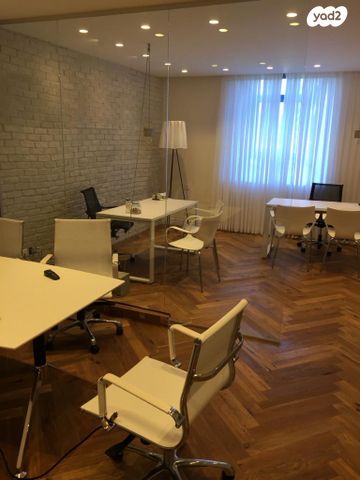 משרדים, הרצליה