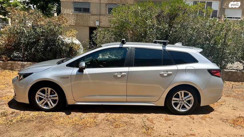 קורולה Space Plus היברידי אוט׳ 1.8 (98 כ״ס)