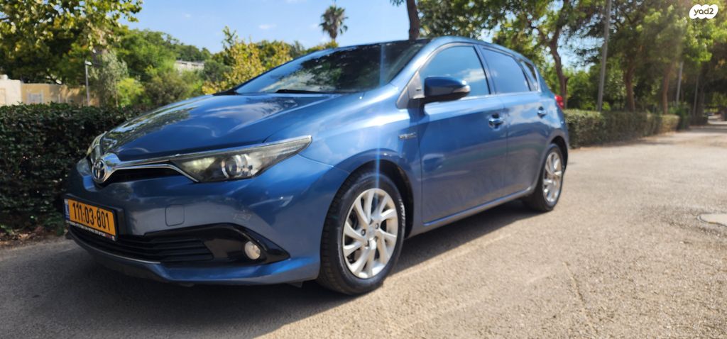 מודעת רכב טויוטה אוריס