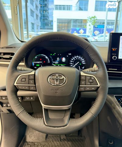 טויוטה סיינה