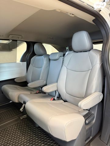 טויוטה סיינה