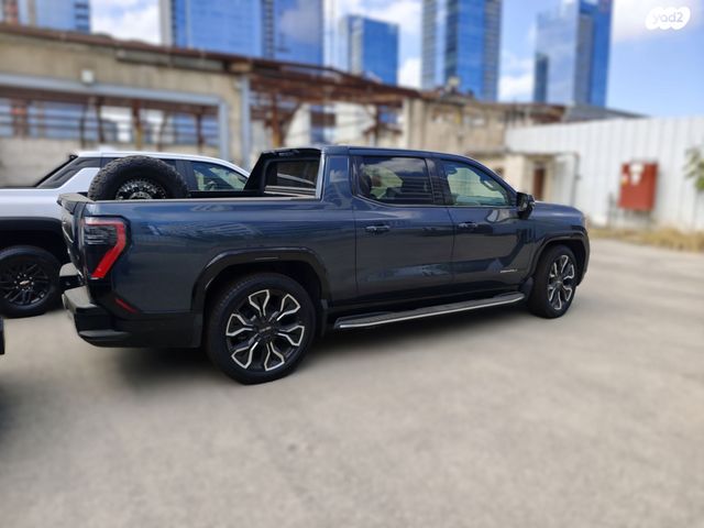 ג'י.אם.סי סיירה EV