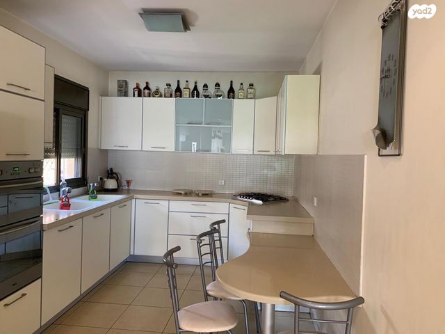 דירה, הרב משה צבי נריה 5, כפר גנים ג, פתח תקווה